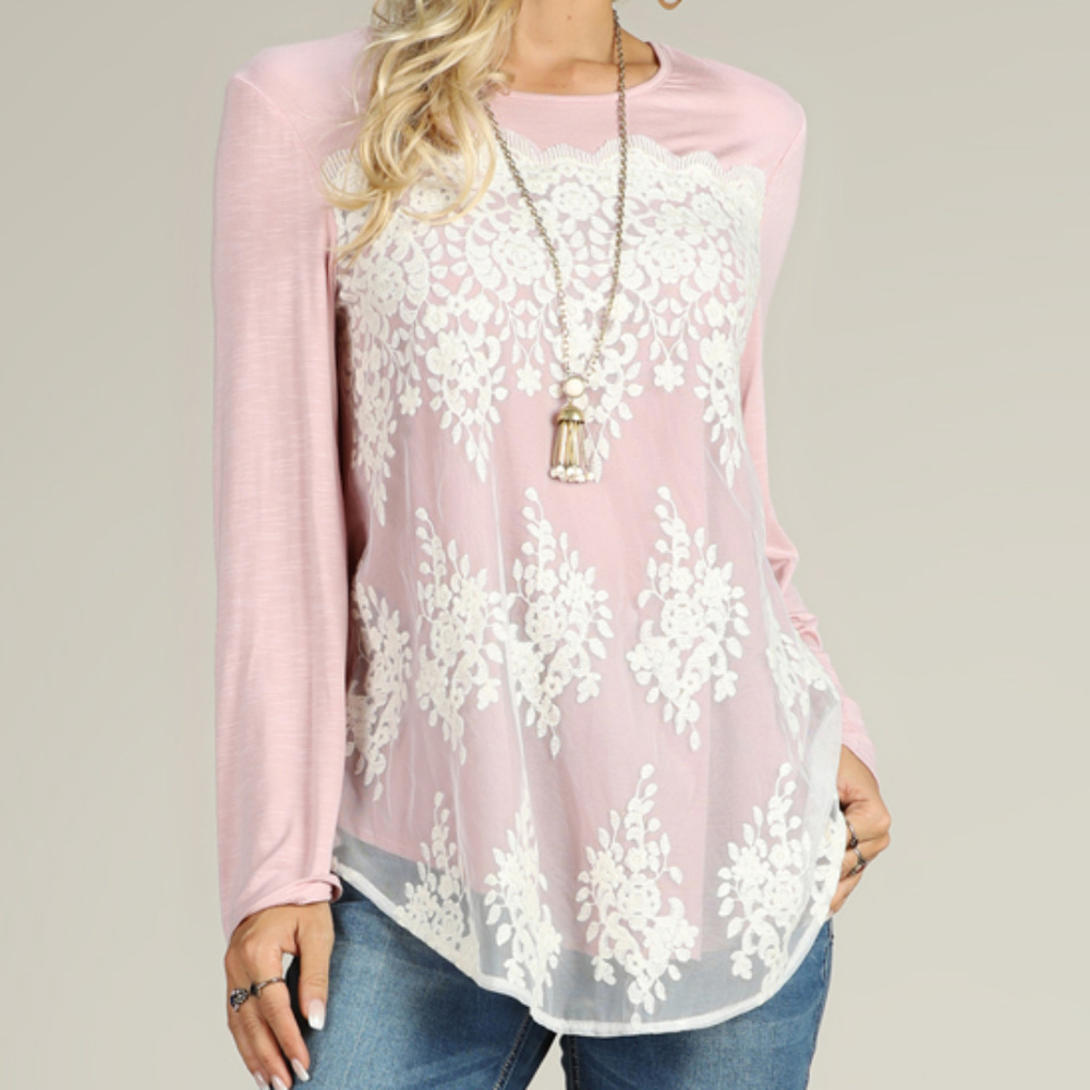 NEW Suzane Betro Lace Front Top